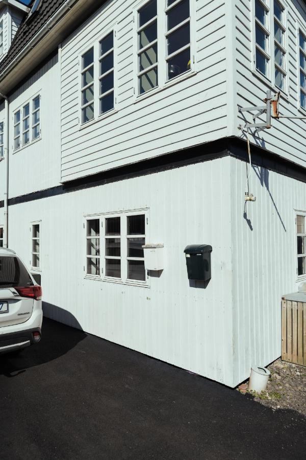 1 Bedroom Apartment / Central / Tórshavn Exteriör bild